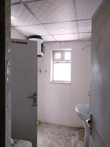 Common Bathroom Image of 1950 Sq.ft 3 BHK Apartment / Flat for rent in Vikram Golf View Condos, Sector 19 Dwarka New Delhi for Rs. 70000