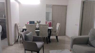 Living Room Image of 800 Sq.ft 2 BHK Apartment / Flat for rent in Rustomjee Erika, Bandra East Mumbai for Rs. 130000