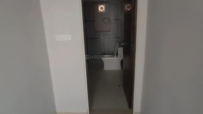 Bathroom Image of 1850 Sq.ft 3 BHK Apartment / Flat for rent in KGR Popular, Paharia Varanasi for Rs. 28000