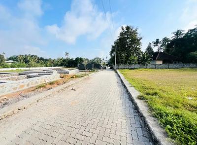 Image of 1305 Sq.ft Residential Plot / Land for sale in Aluva, Kochi for Rs. 1200000