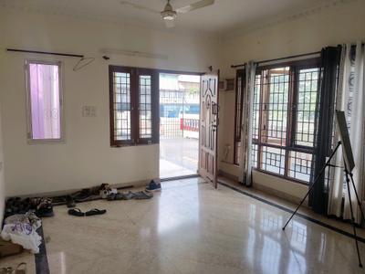 Living Room Image of 2100 Sq.ft 3 BHK Apartment / Flat for rent in Motherland Apartment, Kaggadasapura Bengaluru for Rs. 50000