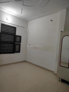 Bedroom Image of 650 Sq.ft 2 BHK Builder Floor for rent in Sector 110 Gurgaon for Rs. 10000