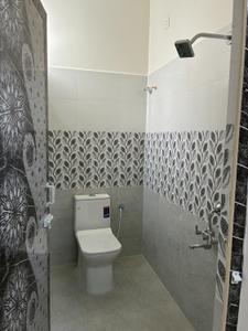 Bathroom Image of 600 Sq.ft 2 BHK Independent House for rent in Vandalur Chennai for Rs. 20000