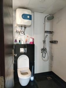 Common Bathroom Image of 1350 Sq.ft 3 BHK Apartment / Flat for sale in ABA Cleo County, Sector 121 Noida for Rs. 25500000