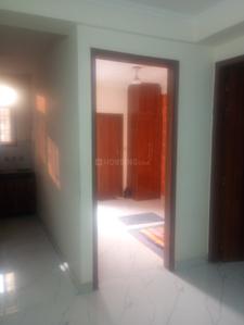 Hall Image of 750 Sq.ft 2 BHK Apartment / Flat for sale in Sector 73 Noida for Rs. 3800000