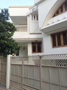 Image of 2100 Sq.ft 8 BHK Villa for sale in Bodakdev, Ahmedabad for Rs. 90000000