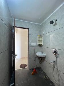 Bathroom Image of 1300 Sq.ft 2.5 BHK Apartment / Flat for rent in DB Pride, Talawali Chanda Indore for Rs. 27000