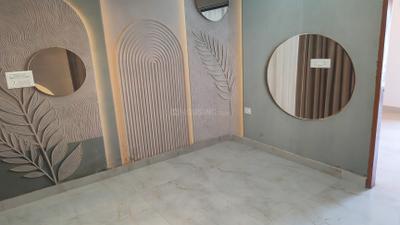 Living Room Image of 900 Sq.ft 3 BHK Apartment / Flat for sale in DLF Ankur Vihar Ghaziabad for Rs. 3300000