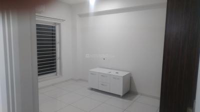 Bedroom Image of 1500 Sq.ft 2 BHK Builder Floor for rent in  Apollo DB City, Nipania Indore for Rs. 35000
