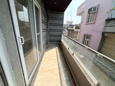 Balcony Image of 2000 Sq.ft 4 BHK Apartment / Flat for sale in Chhattarpur New Delhi for Rs. 14000000