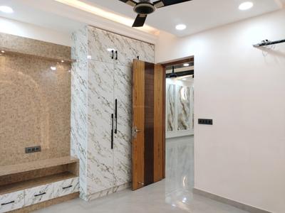 Bedroom Image of 1620 Sq.ft 3 BHK Builder Floor for sale in Richlook District Floors, Sector 85 Faridabad for Rs. 16000000