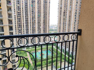 Image of 1261 Sq.ft 3 BHK Apartment / Flat for sale in Prateek Grand City, Siddharth Vihar, Ghaziabad for Rs. 15675000