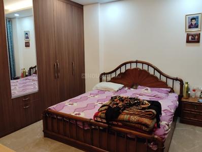 Bedroom Image of 900 Sq.ft 2 BHK Independent House for rent in Sant Nagar New Delhi for Rs. 45000