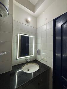 Bathroom Image of 955 Sq.ft 2 BHK Apartment / Flat for sale in Omicron II Greater Noida for Rs. 7800000