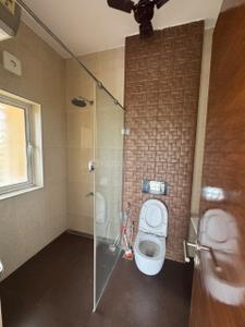 Bathroom Image of 2700 Sq.ft 3 BHK Apartment / Flat for rent in Nandanam Chennai for Rs. 225000