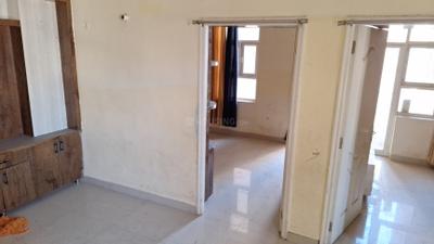 Living Room Image of 600 Sq.ft 2 BHK Apartment / Flat for sale in Shree Vardhman Mantra, Sector 67 Gurgaon for Rs. 7350000