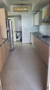 Kitchen Image of 2727 Sq.ft 3 BHK Apartment / Flat for sale in DLF Park Place, Sector 54 Gurgaon for Rs. 95000000