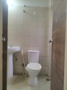 Common Bathroom Image of 1390 Sq.ft 2 BHK Apartment / Flat for rent in Puri Pratham, Sector 84 Faridabad for Rs. 22000