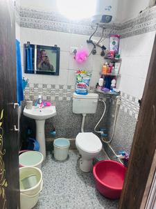 Bathroom Image of 650 Sq.ft 1 BHK Apartment / Flat for sale in ABCZ East Sapphire, Sector 45 Noida for Rs. 3000000