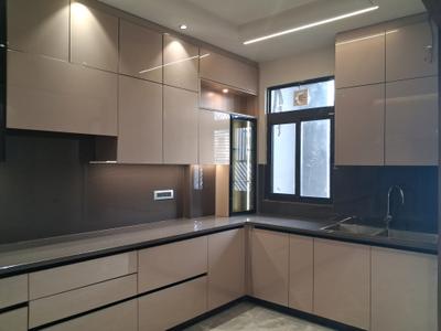 Kitchen Image of 2250 Sq.ft 4 BHK Builder Floor for sale in Paschim Vihar New Delhi for Rs. 49000000