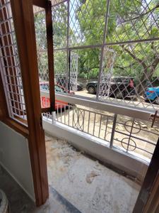 Balcony Image of 1290 Sq.ft 2.5 BHK Apartment / Flat for sale in Mahagun Moderne, Sector 78 Noida for Rs. 17800000