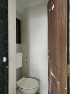 Common Bathroom Image of 525 Sq.ft 1 BHK Apartment / Flat for sale in Vasai West Vasai for Rs. 5800000