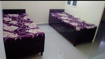 Bedroom Image of Girls PG for Rent in Sector 18, Noida