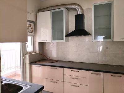 Kitchen Image of 1900 Sq.ft 3 BHK Apartment / Flat for rent in Shree Vardhman Victoria, Sector 70 Gurgaon for Rs. 48000