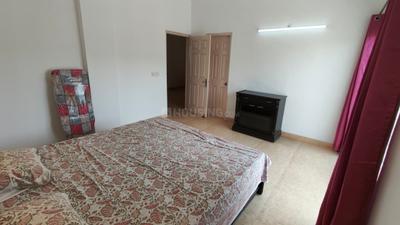 Bedroom Image of 3500 Sq.ft 3.5 BHK Independent House for rent in Omaxe NRI City, Omega II Greater Noida for Rs. 45000