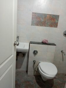 Bathroom Image of 1800 Sq.ft 4.5 BHK Apartment / Flat for rent in Dhruv Abhishek Villa, Karelibagh Vadodara for Rs. 25000