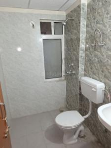 Bathroom Image of 1299 Sq.ft 2.5 BHK Apartment / Flat for rent in Morabadi Ranchi for Rs. 16999