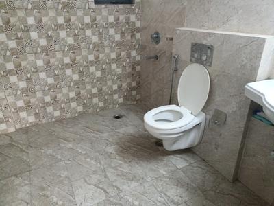 Image of 2050 Sq.ft 4 BHK Apartment / Flat for rent in CGEWHO Kendriya Vihar, Phi II, Greater Noida for Rs. 30000
