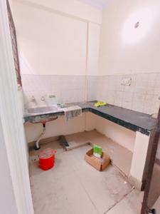 Kitchen Image of 450 Sq.ft 2 BHK Builder Floor for rent in Mayur Vihar Phase 1 New Delhi for Rs. 13000