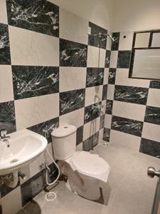 Bathroom Image of 961 Sq.ft 3 BHK Apartment / Flat for sale in Bara Nilpur Bardhaman for Rs. 7500000