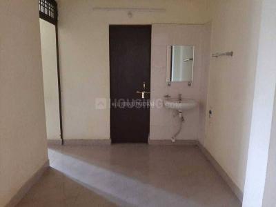 Bathroom Image of 850 Sq.ft 2 BHK Apartment / Flat for sale in Vrindavan Yojana Lucknow for Rs. 4000000
