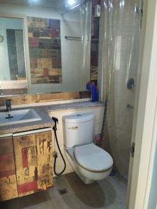 Bathroom Image of 1600 Sq.ft 3 BHK Apartment / Flat for sale in DLF  Apartment, Moti Nagar New Delhi for Rs. 32500000