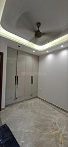 Bedroom Image of 850 Sq.ft 2 BHK Builder Floor for sale in Vikaspuri New Delhi for Rs. 13900000