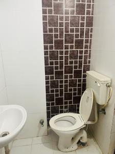 Bathroom Image of 1210 Sq.ft 3 BHK Apartment / Flat for rent in Kunhari Kota for Rs. 11000