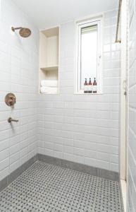 Image of 1400 Sq.ft 2 BHK Apartment / Flat for sale in Candolim, Goa for Rs. 18500000