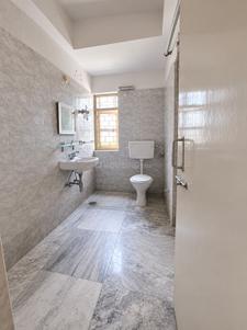 Bathroom Image of 1500 Sq.ft 3 BHK Apartment / Flat for rent in WBHB Jalvayu Residency, Purba Barisha Kolkata for Rs. 30000