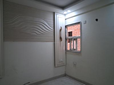 Bedroom Image of 1675 Sq.ft 3.5 BHK Apartment / Flat for sale in Sector 102 Noida for Rs. 8550000