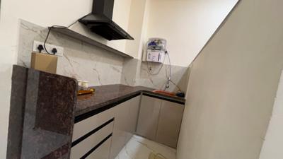 Kitchen Image of 650 Sq.ft 1 BHK Apartment / Flat for rent in Mahalakshmi Nagar Indore for Rs. 21000