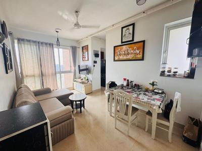 Living Room Image of 600 Sq.ft 1.5 BHK Apartment / Flat for sale in Runwal Forests, Kanjurmarg West Mumbai for Rs. 14000000