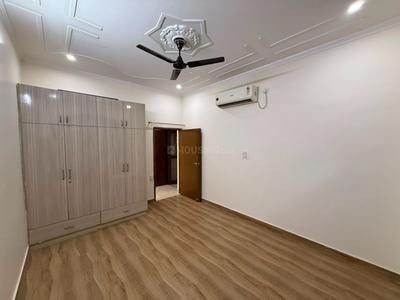Bedroom Image of 1300 Sq.ft 2 BHK Builder Floor for rent in Palam Vihar Gurgaon for Rs. 30000