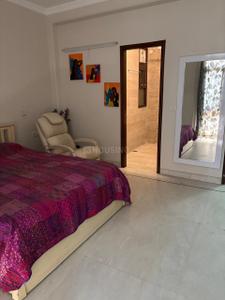 Bedroom Image of 2000 Sq.ft 3 BHK Builder Floor for rent in Vasant Vihar New Delhi for Rs. 175000