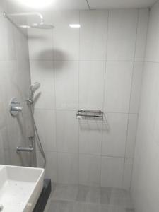 Bathroom Image of 1540 Sq.ft 3 BHK Apartment / Flat for rent in Casagrand First City, Sholinganallur Chennai for Rs. 38000