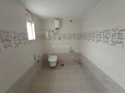 Bathroom Image of 2133 Sq.ft 3 BHK Independent House for sale in Thaltej Ahmedabad for Rs. 37500000