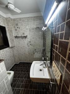 Image of 2200 Sq.ft 3 BHK Builder Floor for sale in Panchsheel Enclave, New Delhi for Rs. 67500000