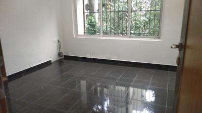 Bedroom Image of 1000 Sq.ft 2 BHK Apartment / Flat for sale in Andheri West Mumbai for Rs. 32500000