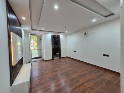Bedroom Image of 1200 Sq.ft 2 BHK Builder Floor for rent in Kirti Nagar New Delhi for Rs. 52000